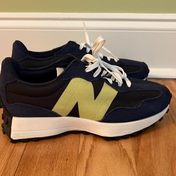New Balance Shoes - New Balance Dark Blue and Light Yellow Sneakers